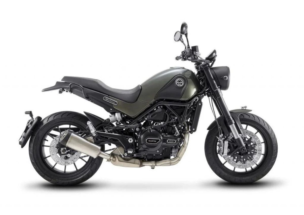 2017 Benelli Leoncino Trail Scrambler